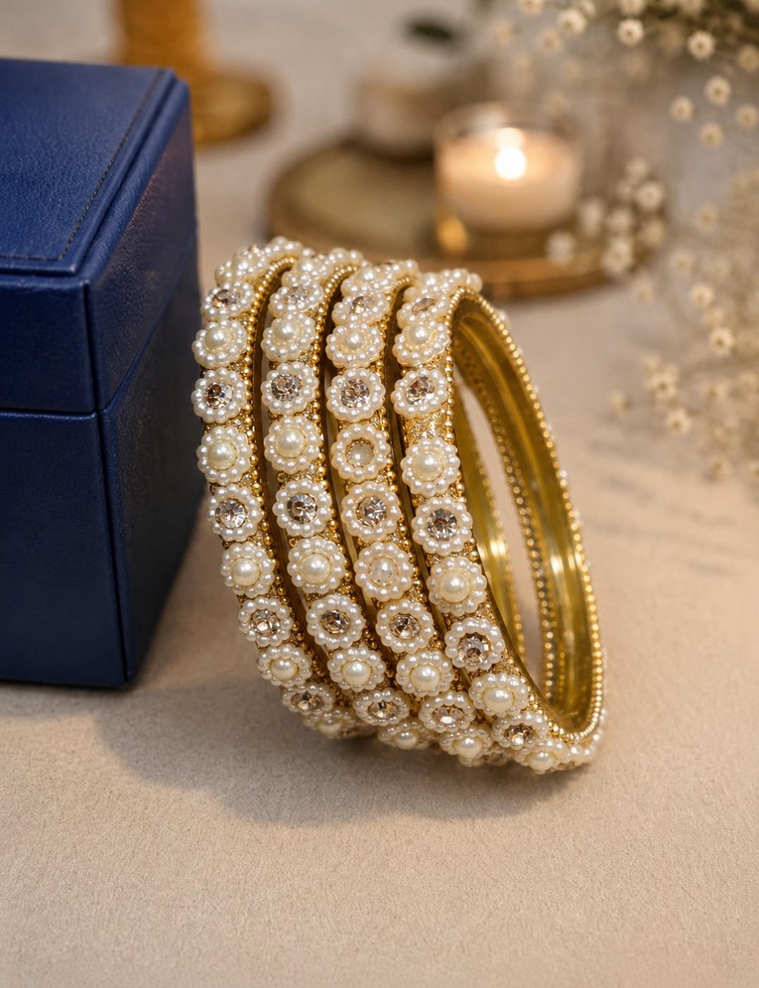 White Pearl Golden Glass Bangle